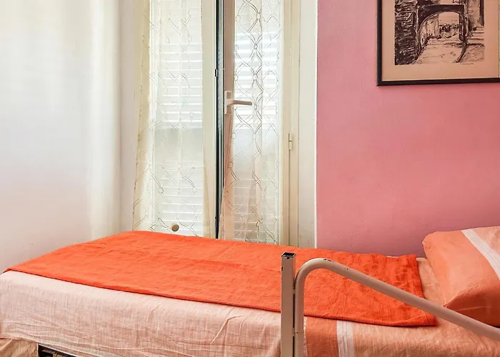 Appartement Awesome In *